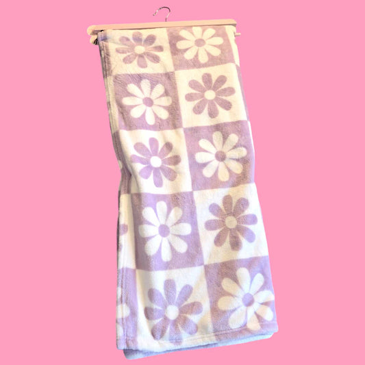 Betsey Johnson Floral Plush Throw 50x60