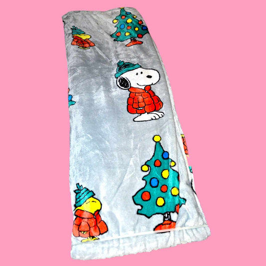 Peanuts Christmas Tree Plush Throw 50x70