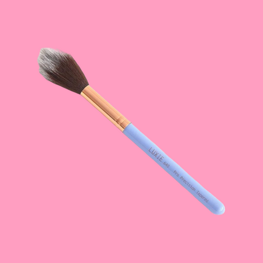 Luxie 640 Pro Precision Tapered Brush in Periwinkle Blue